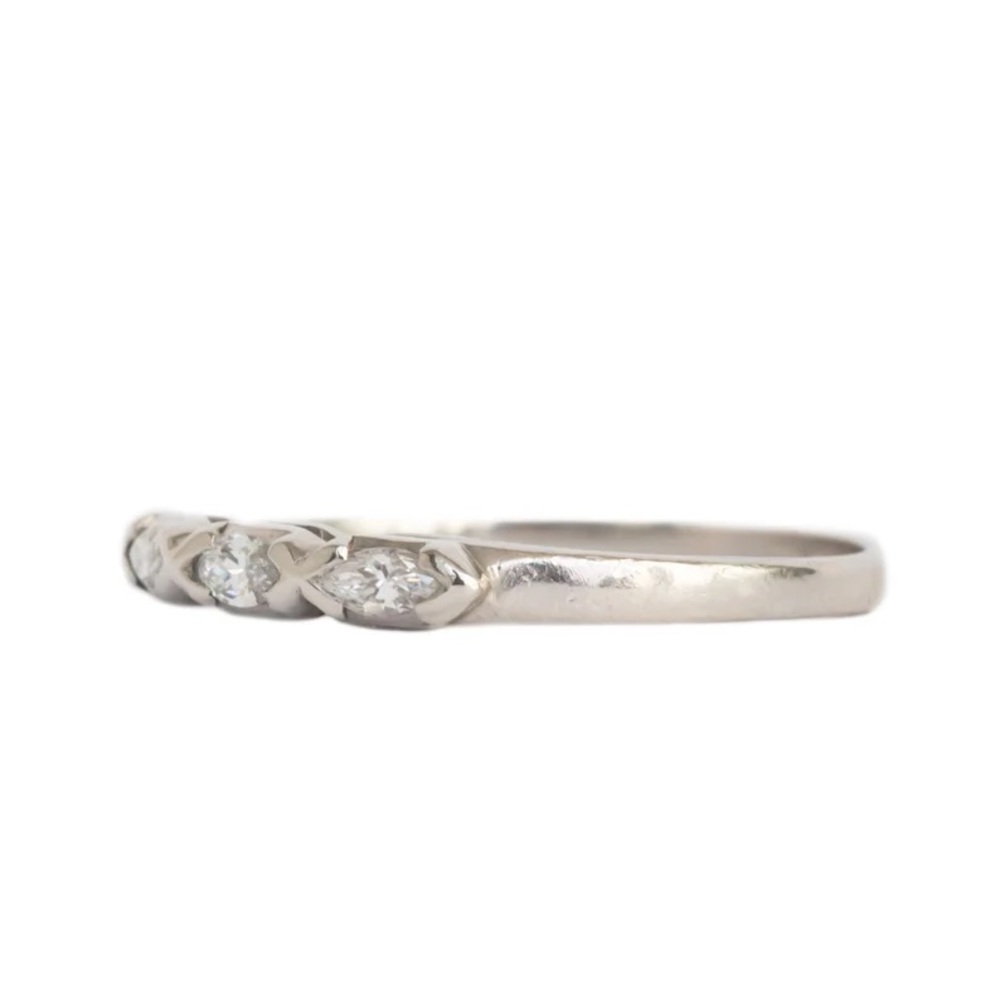 Antique 1930s diamond wedding band - Picture 3 of 4